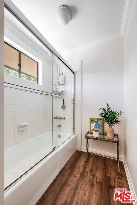 24417 Clipstone Street, Woodland Hills, California 91367 home-pic-29